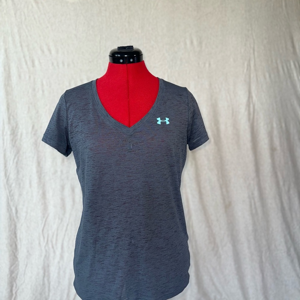 Under Armour Women's Charcoal V-Neck Tee